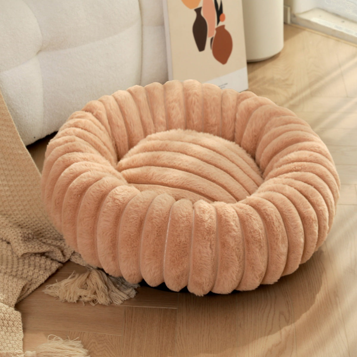 Warm Plush Round Pet Nest Bed With Thick Cushion