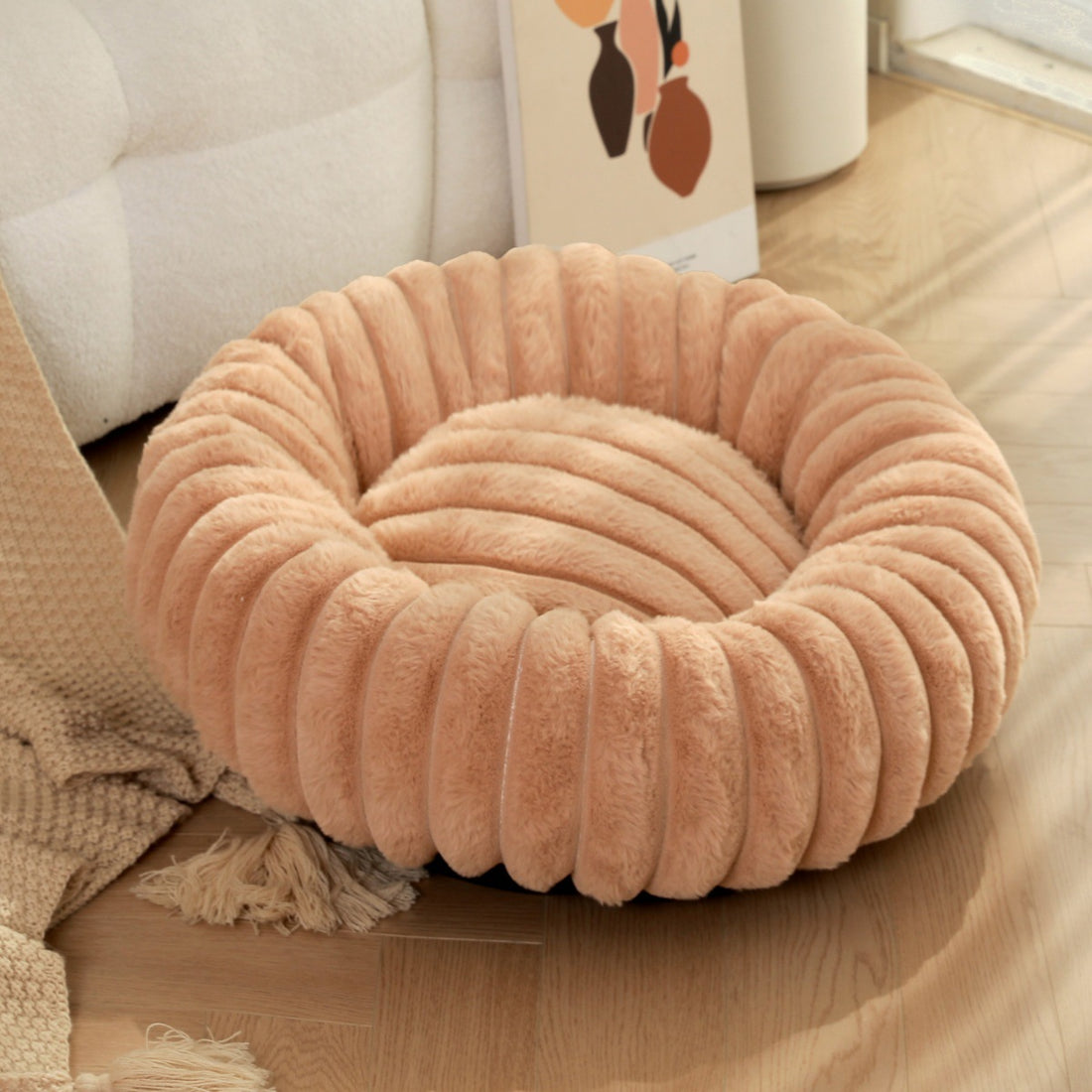 Warm Plush Round Pet Nest Bed With Thick Cushion