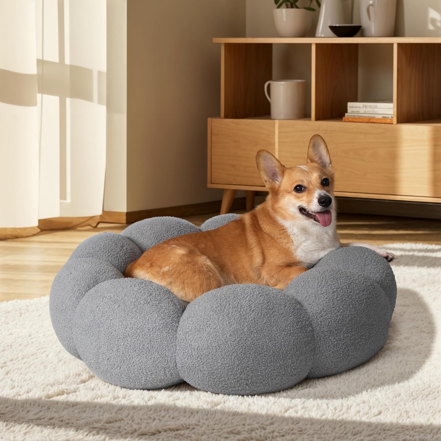 Fluffy Round Calming Plush Pet Bed With Non-Slip Base