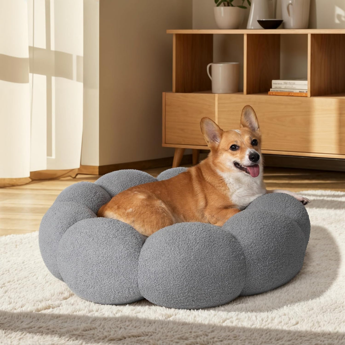 Fluffy Round Calming Plush Pet Bed With Non-Slip Base