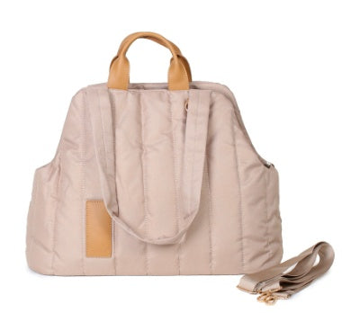 Lightweight Waterproof Pet Carrier Bag For Outdoor Travel Use